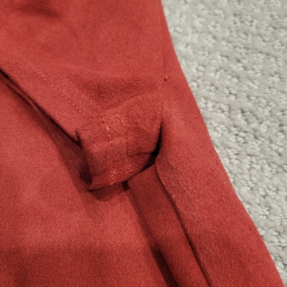 2/$18 Design Lab Suede Lasercut Short Sleeve Blouse Top Small Rusty Red Burgundy - Picture 6 of 8